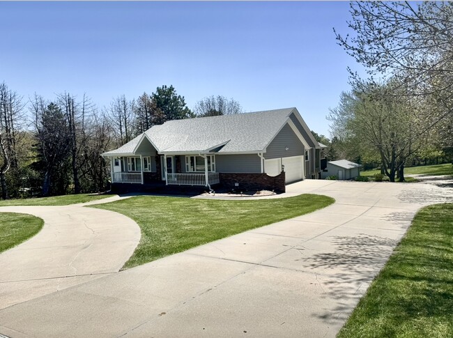 Building Photo - 18303 Sunset Ln