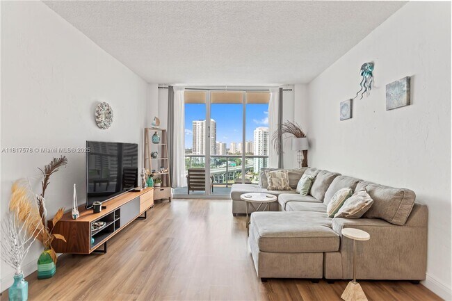 Building Photo - 19390 Collins Ave