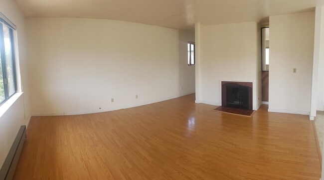 Building Photo - 1220 Seventh St