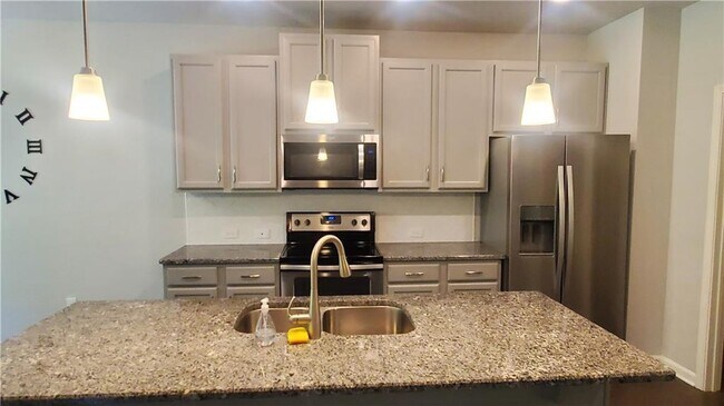 Building Photo - 9874 Elderberry Pointe