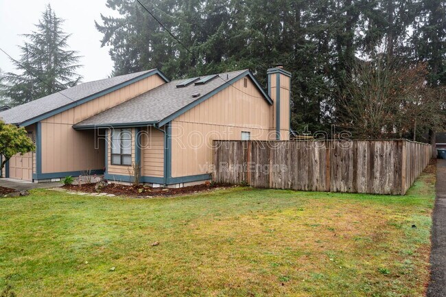 Building Photo - 13702 14th Ave S