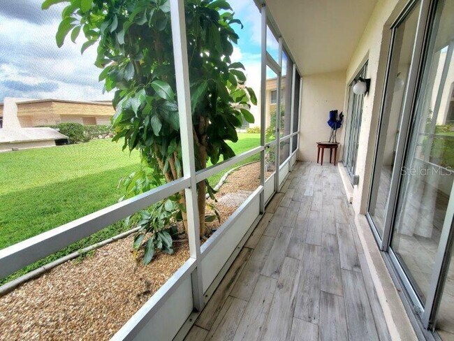 Foto del edificio - 1080 Bal Harbor Blvd