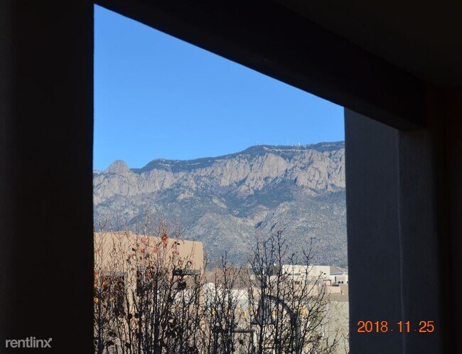 Building Photo - 3 br, 2.5 bath Condo - 8720 Desert Fox Way NE