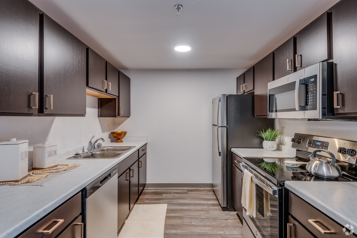 Foto principal - Oak Meadow Senior Apartments