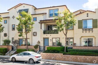 Building Photo - 189 Olive Ave