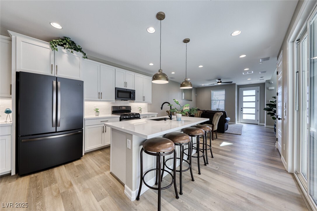 Primary Photo - 148 Kimberlite Dr