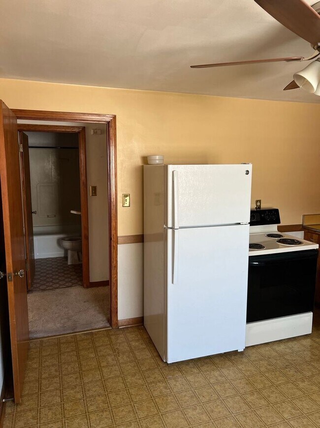 Foto del edificio - 3332/3334 S. Springfield Ave. (Duplex)