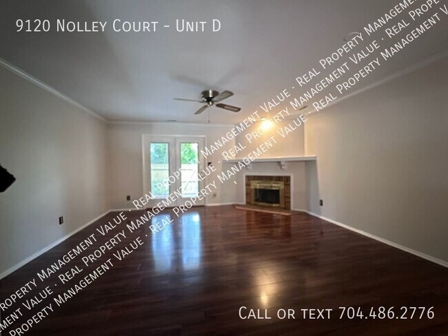 Foto del edificio - Townhome with en suite bathrooms, private ...