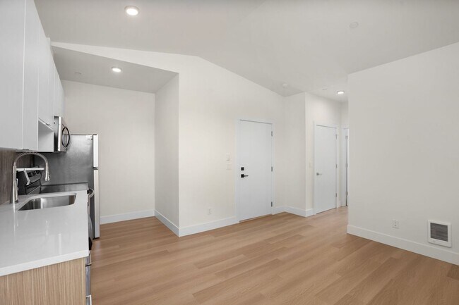 Foto del edificio - 8417 SW 24th Ave