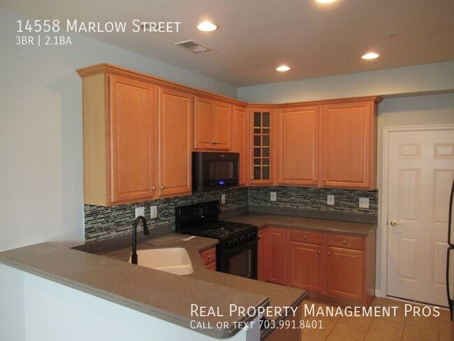 Foto del edificio - 14558 Marlow Street