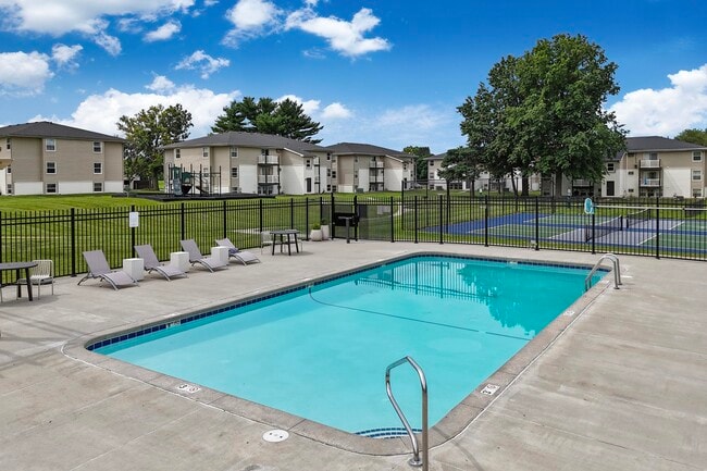 Building Photo - Bexley Urbandale