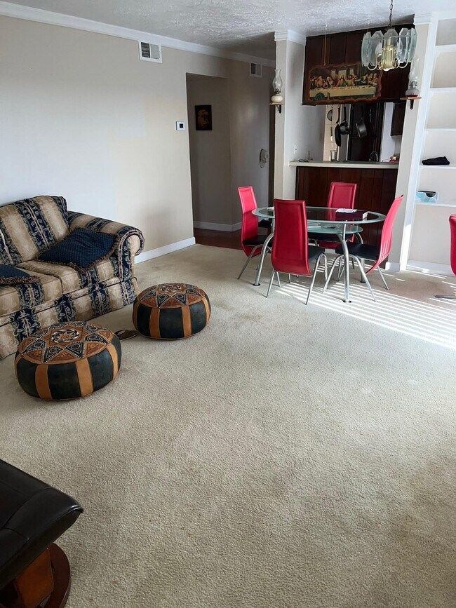 Foto del edificio - 10555 Turtlewood Ct