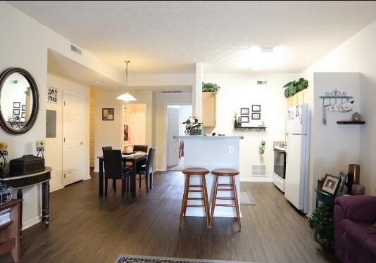 Interior Photo - The Cove