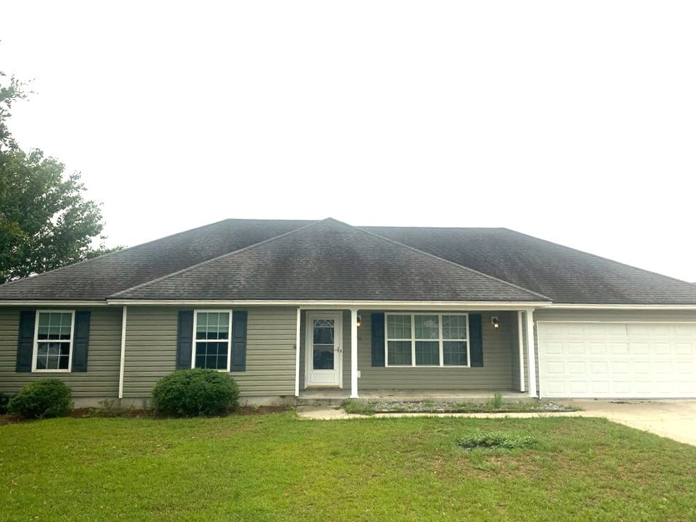 162 Oak St, Ray City, GA 31645 House Rental in Ray City, GA