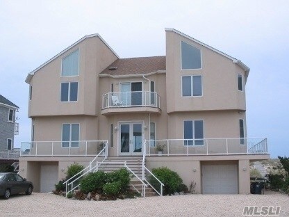 Primary Photo - 819 Dune Rd