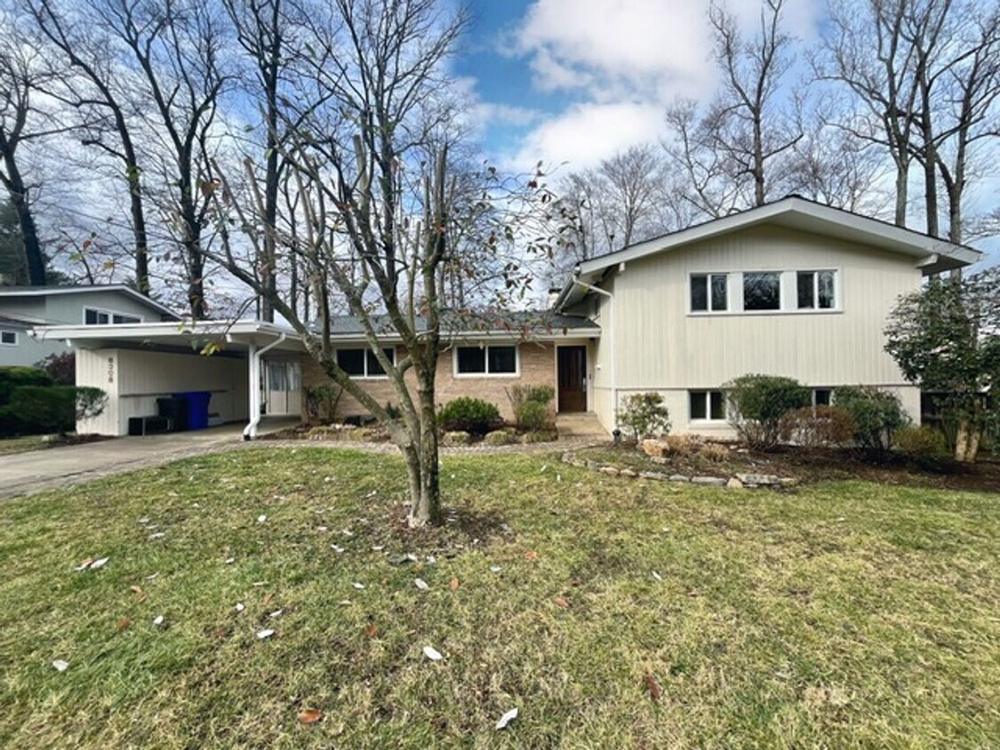 8308 Whitman Dr, Bethesda, MD 20817 House Rental in Bethesda, MD