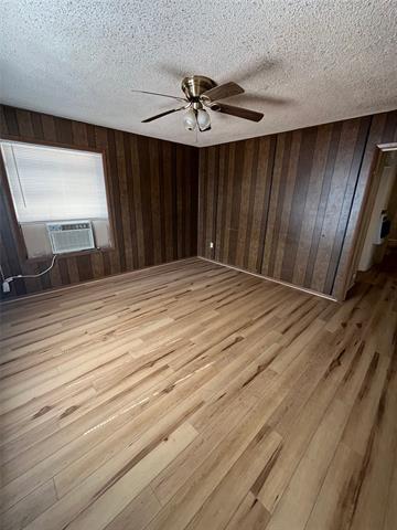 Foto del edificio - 3158 S 6th St