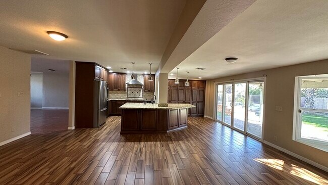 Foto del edificio - 2729 S Spruce