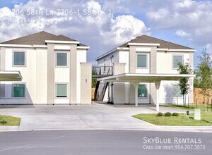 Building Photo - 7706 N 58th Ln