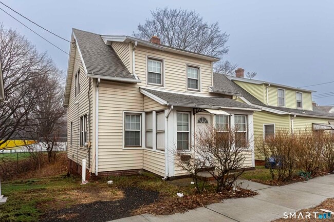 Building Photo - 941 1st Ave