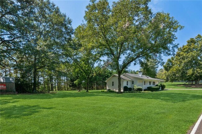 Foto del edificio - 3912 Mars Hill Rd