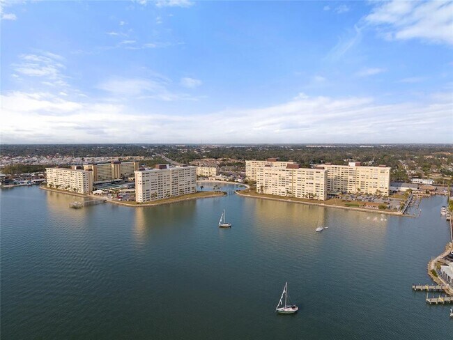 Foto del edificio - 4775 Cove Cir