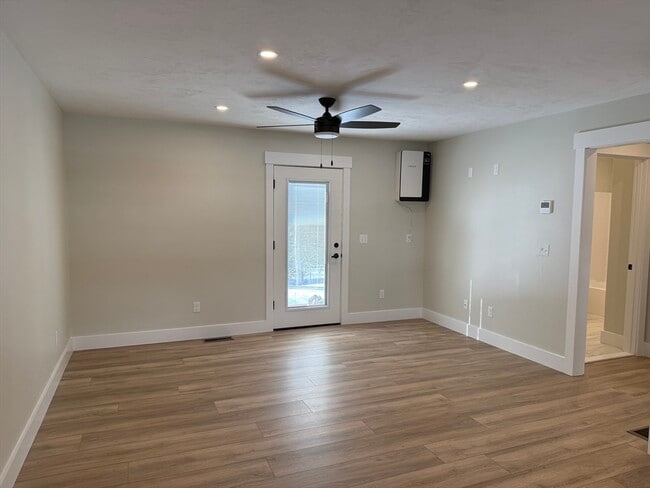 Building Photo - 480 Wareham St