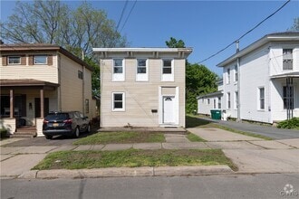 Building Photo - 170 W 8th St
