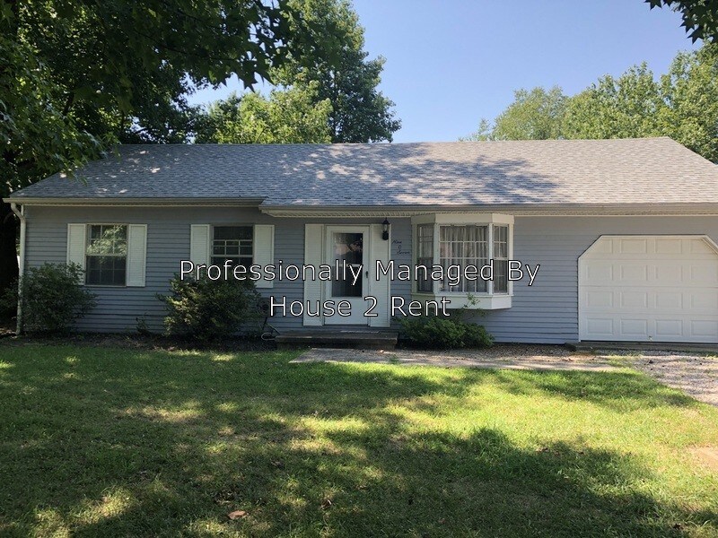 Primary Photo - 907 W 11th St