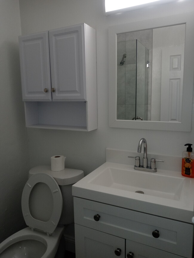 Bathroom #1 - 75 NE 170th St
