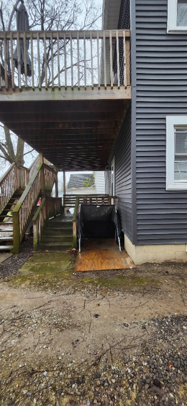 Building Photo - 255 E Main St