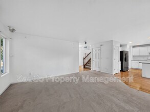 Building Photo - 1861 SE 47th Ave