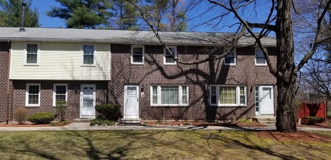 Building Photo - 83 Oakridge Dr