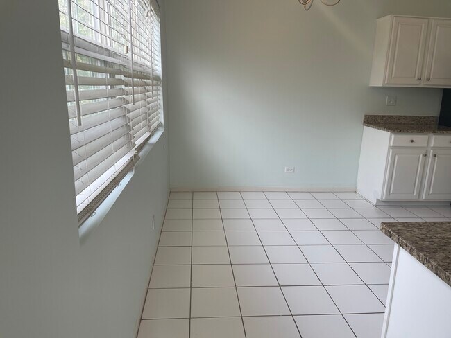 Foto del edificio - 1850 Golden Gate Ln