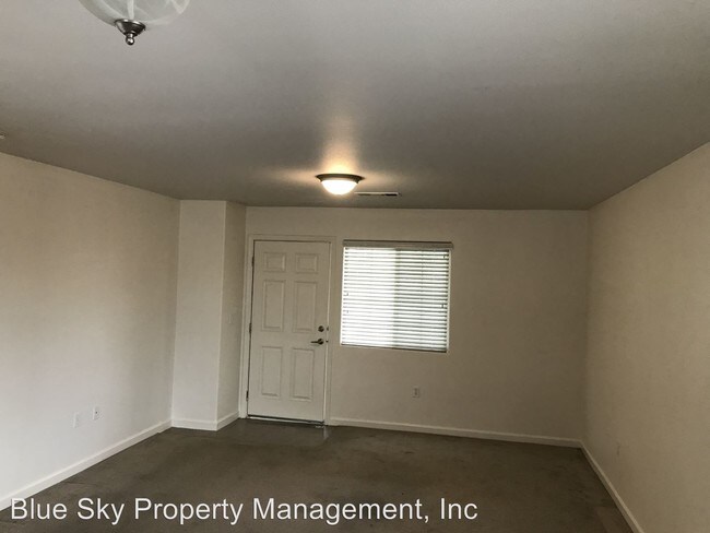 Foto del edificio - 2240 W Lark Ave