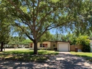 Primary Photo - 3/1 With Garage In Audubon Park!