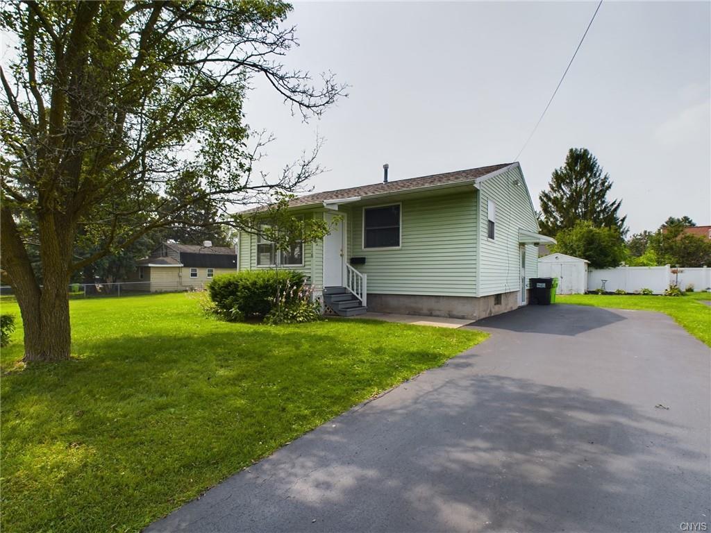 Primary Photo - 118 Mayers St