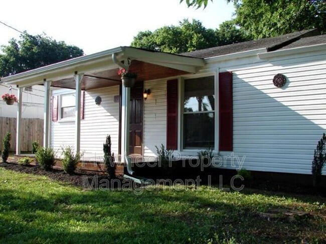 Building Photo - 81 Elberta St