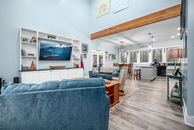 Building Photo - 1895 Wheeler Bridge Rd