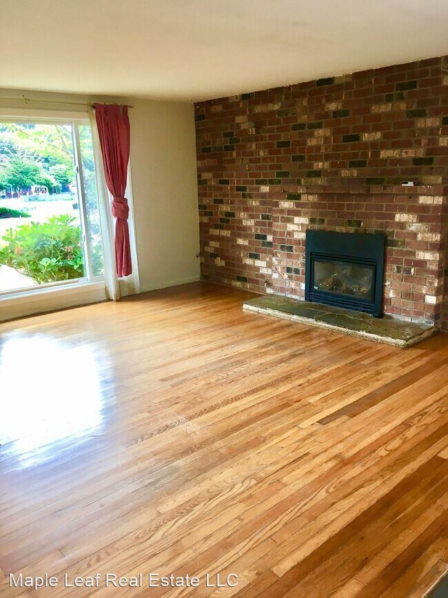 Building Photo - 2 br, 1 bath House - 14701 8th Ave NE