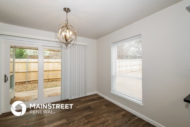 Building Photo - 3412 Prairie Ave