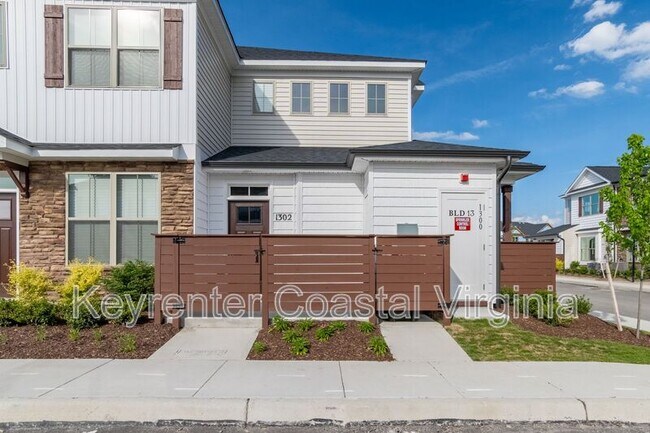 Building Photo - 1302 Kathy Ann Wy E