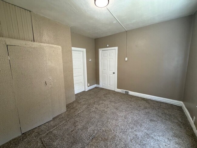 Foto del edificio - Lovely 2 Bedroom / 1 Bath for Rent - Section 8 Welcome