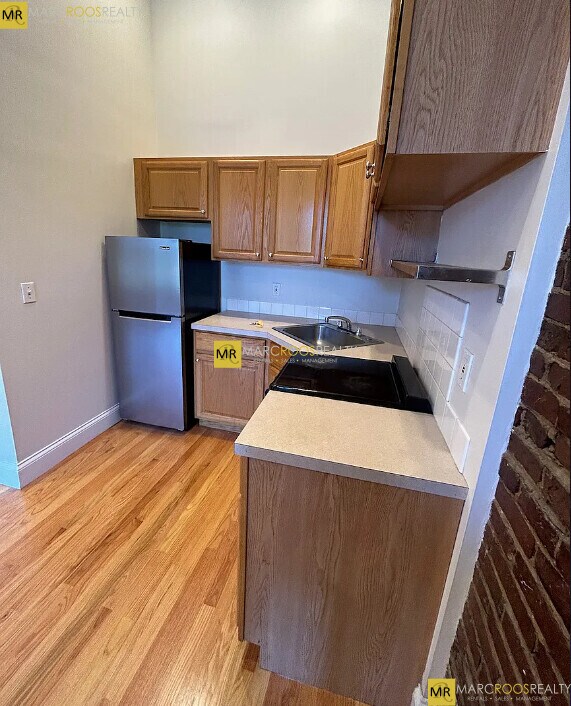 Building Photo - 674 Tremont St