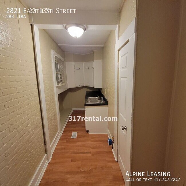 Foto del edificio - 2821 E 13th St