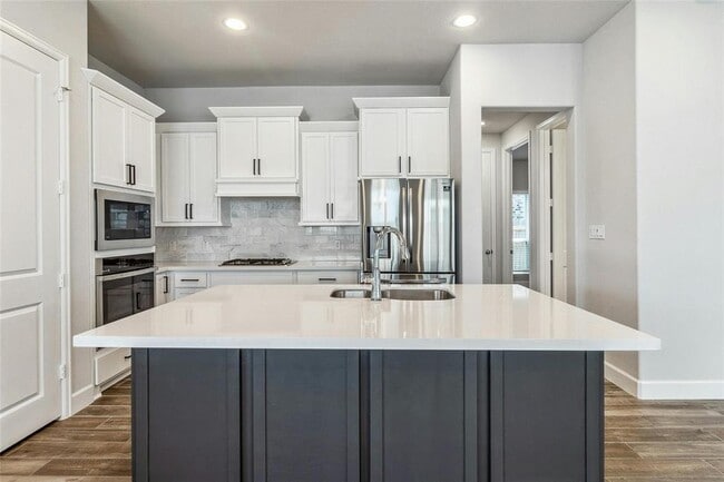 Building Photo - 1117 Blue Oak Blvd