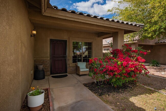 Building Photo - 4540 S Jojoba Ave