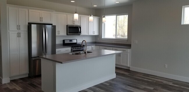 Foto del edificio - 2008 Chipset St