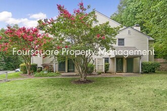 Building Photo - 110 Oak Hollow Ct