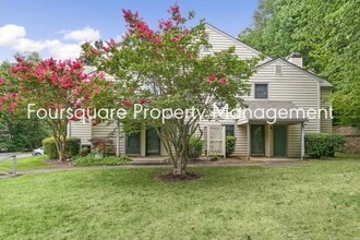 Building Photo - 110 Oak Hollow Ct
